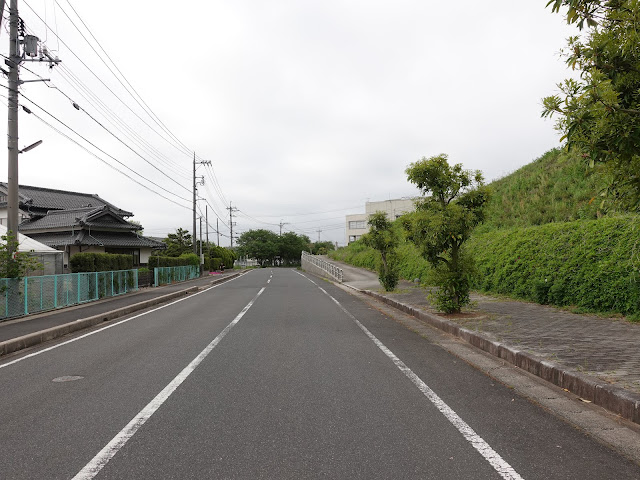 島根県松江市八束町波入　街角