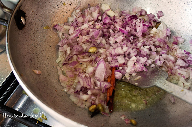 simple and easy bengali recipe and preparation bengali Chire Diye Muri Ghonto recipe / Bengali Sticky Fish Pulao with Flattened Rice recipe with step by step pictures