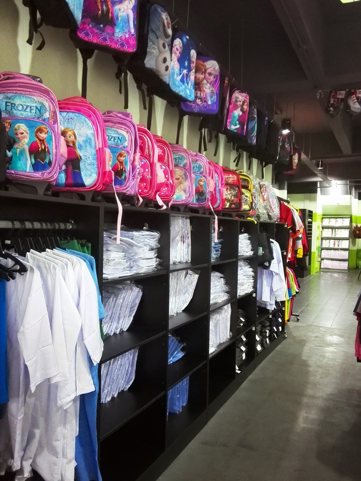 Pelbagai pilihan bag sekolah Dx Uniform