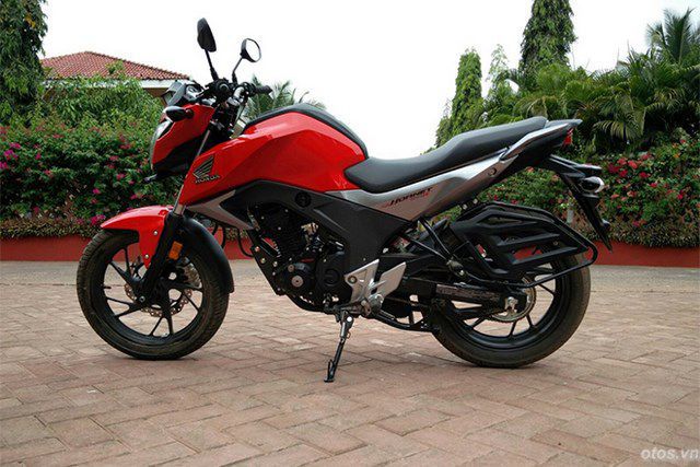 Cận cảnh moto Honda CB Hornet 160R giá 27 triệu