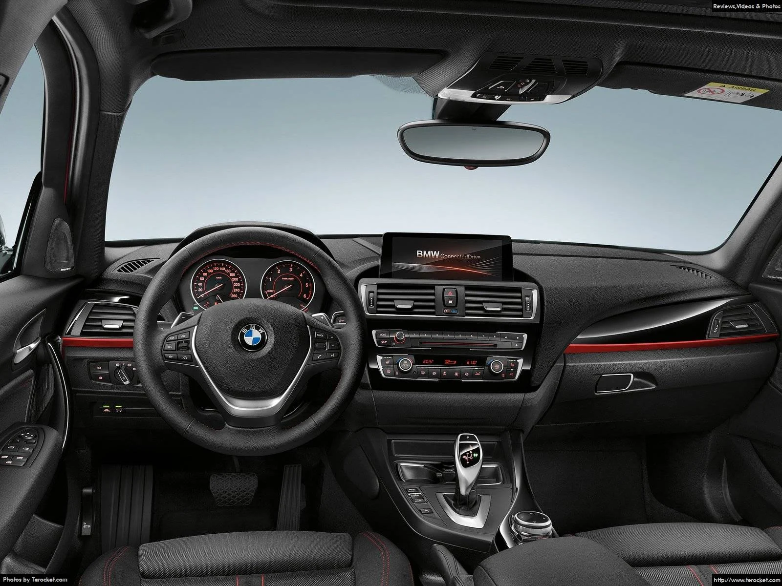 Hình ảnh xe ô tô BMW 1-Series 2016 & nội ngoại thất