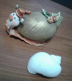 Concha-de-caracol-reciclado-con-porcelana-fría