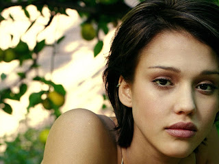 Free non watermarked Jessica Alba wallpapers at Fullwalls.blogspot.com