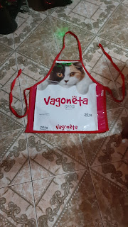 Ideas para reciclar paquetes de ración de perros y gatos