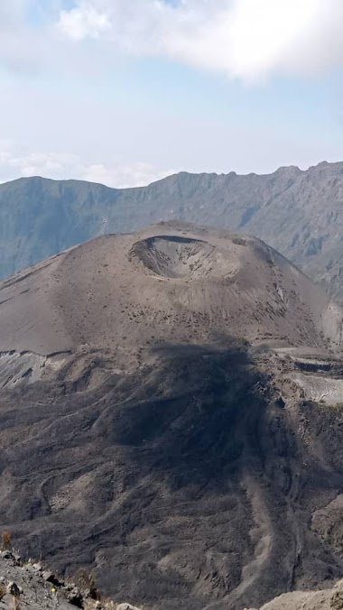 Mount  meru Tanzania 