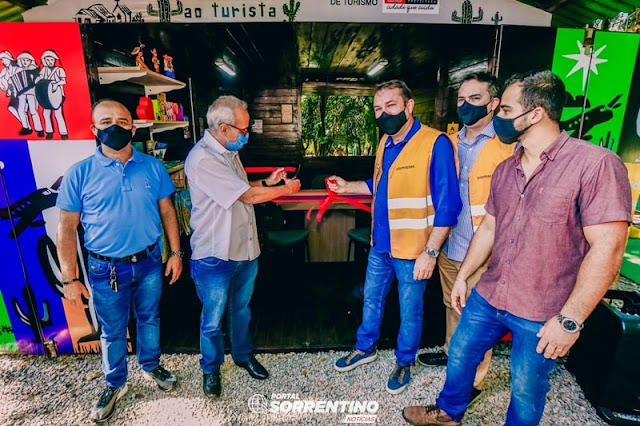 Cícero Lucena inaugura Centro de Atendimento ao Turista no Bosque dos Sonhos