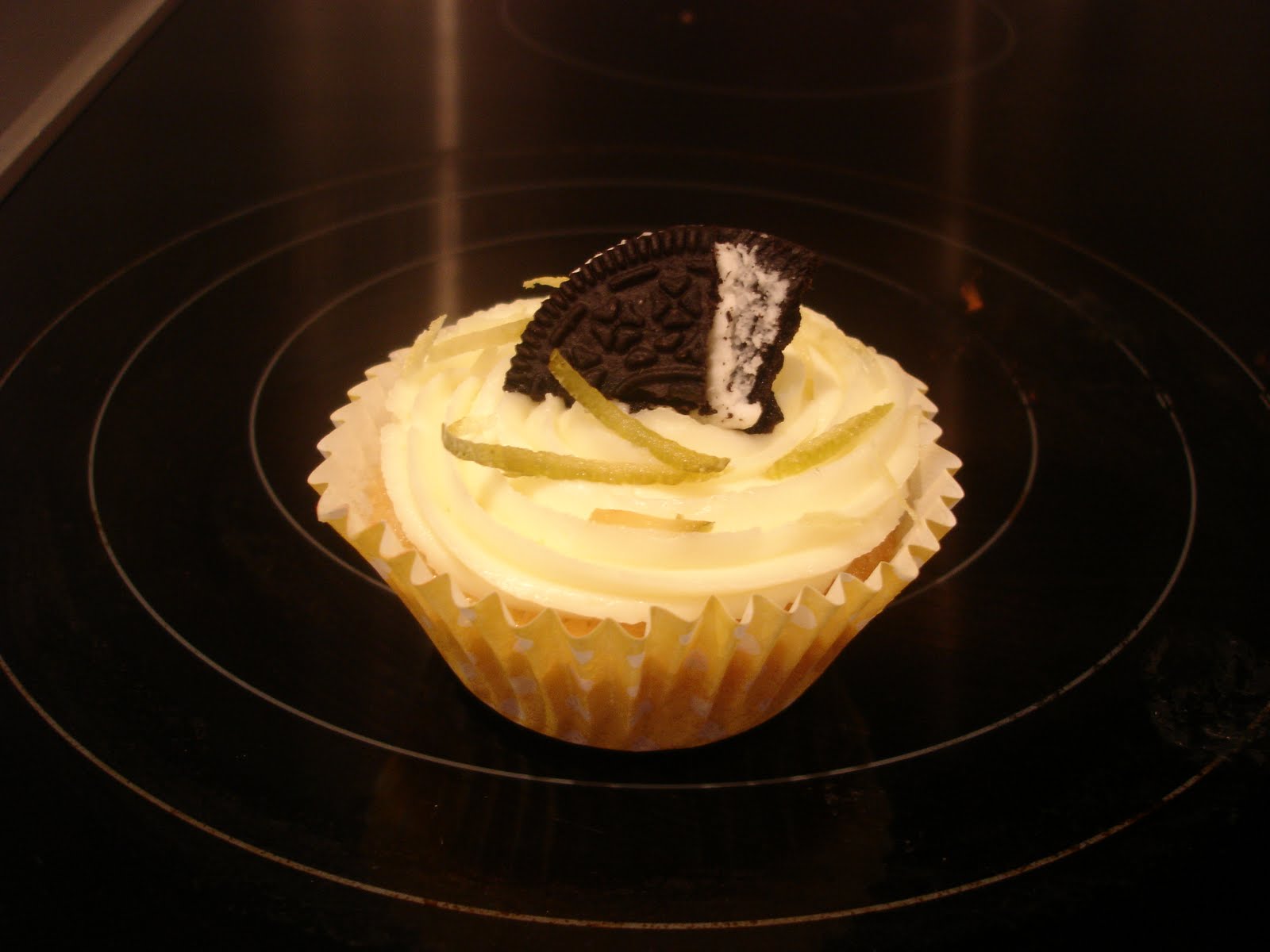Tamara made a Lemon and Lime Cupcake. The flavor was amazing! Her day ...