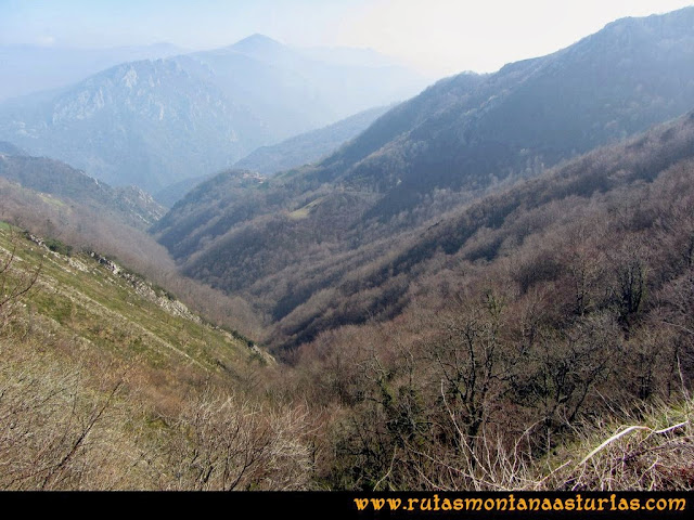 Ruta peña Manteca o Horru: Valle hacia San Esteban