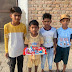 25 बच्चे मिलकर वेस्ट मटीरियल से बना रहे हैं राखियां 