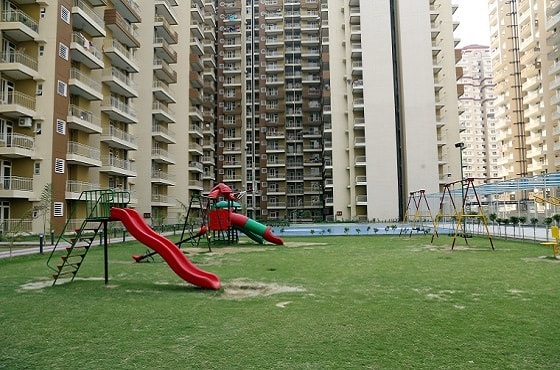 Ready to move affordable apartment in Noida Extension
