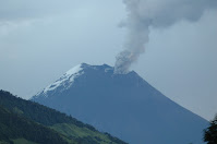 Вулкан Тунгурауа в Эквадоре