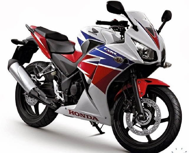 New Honda CBR250R ABS Meluncur