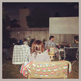 http://www.clunkycrafts.com/2013/04/outdoor-projector-screen-tutorial.html