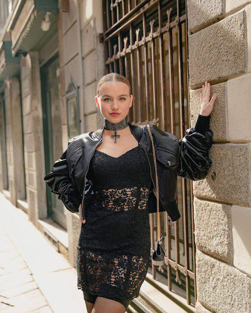 Емма Брукс - фотосесія на Тижні моди у Мілані