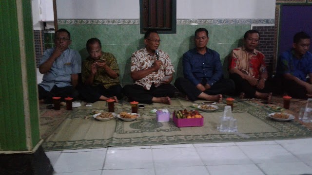 ARISAN PAGUYUBAN LURAH SE KEC MOJOLABAN PERERAT SILATURAHMI DAN HUBUNGAN KERJA