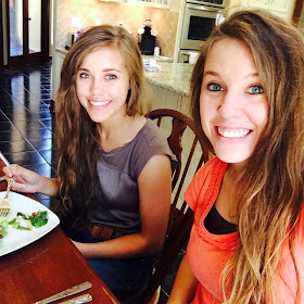 Jessa Duggar and Jill Dillard