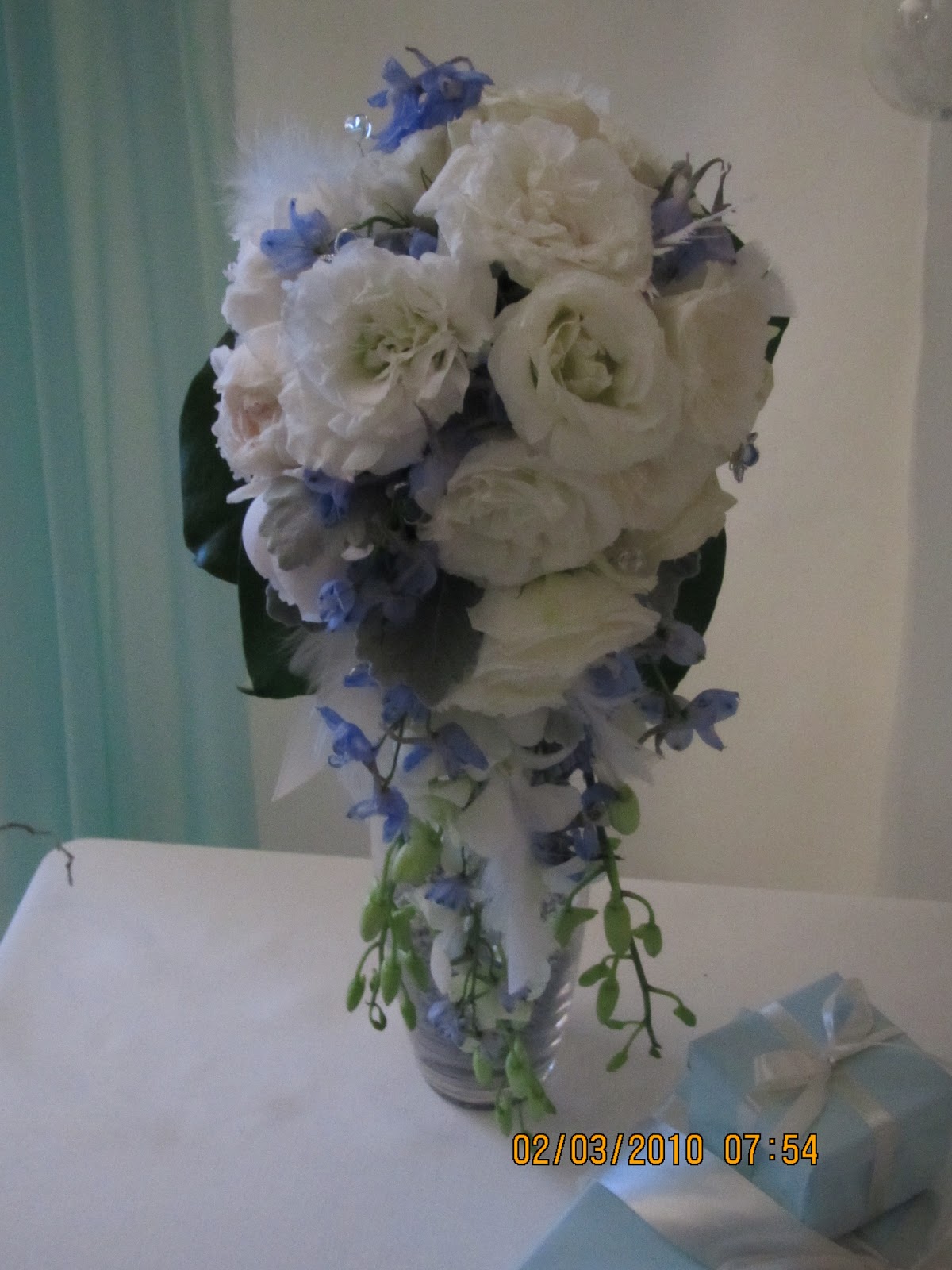 blue wedding bouquets