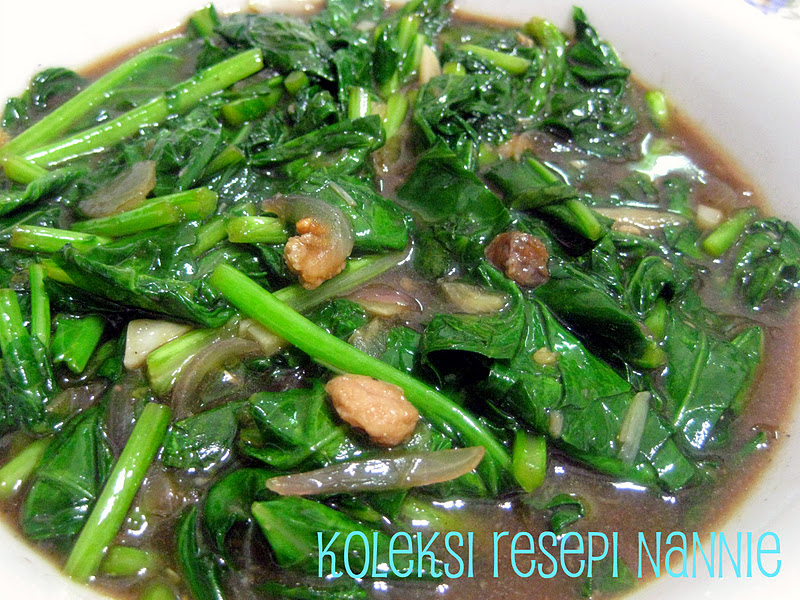 RESEPI NENNIE KHUZAIFAH: SAYUR KAILAN TUMIS IKAN MASIN