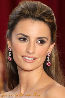 Penelope Cruz Beautiful Face