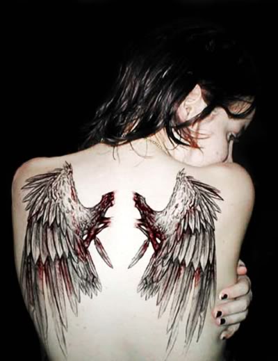 Las alas en la espalda se suelen tatuar en la mayor a de los casos en toda