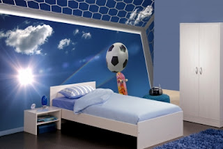Menghias kamar tidur anak dengan wallpaper dinding - bola
