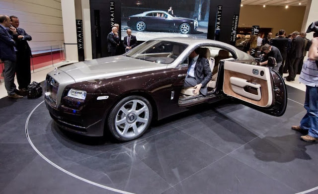 2014 Rolls-Royce Wraith HD Wallpaper