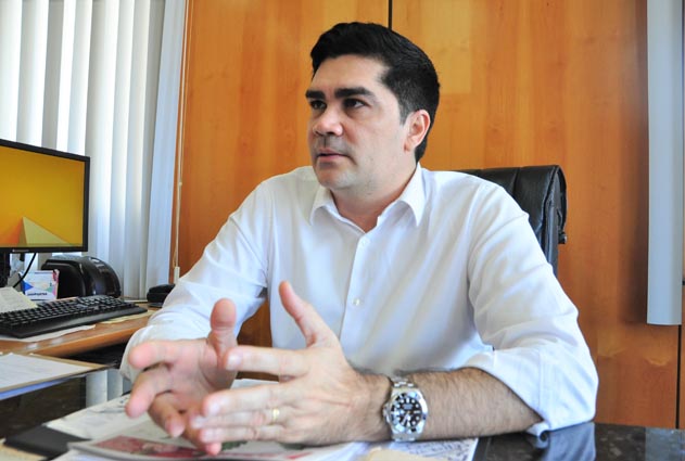 GETÚLIO DIZ QUE NÃO DESEJA DISPUTAR O GOVERNO
