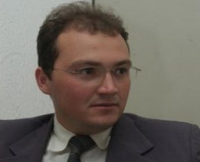 20120313153328_01