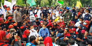 Jasa Anies Baswedan Kepada Kaum Buruh di DKI Jakarta