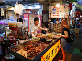 Fengjia-Night-Market-Taichung-溪小蝦創始店.逢甲国际观光夜市 