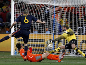 Iniesta marcó el gol a Holanda que dio el Mundial a España en Sudáfrica - Sudáfrica 2010 - Selección Española - Fútbol - España - Historia de España - Twitkingos - el troblogdita - Cadena COPE - Content Manager - Contenidos digitales