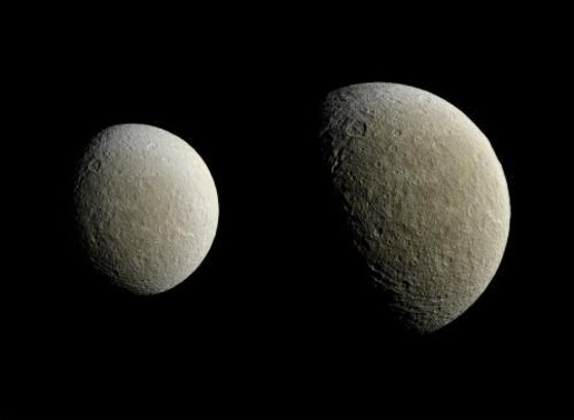 Wahana Cassini Tangkap Citra Terbaru Bulan Saturnus, Rhea