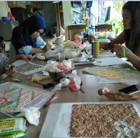 Creative Mom Create Batik Cake
