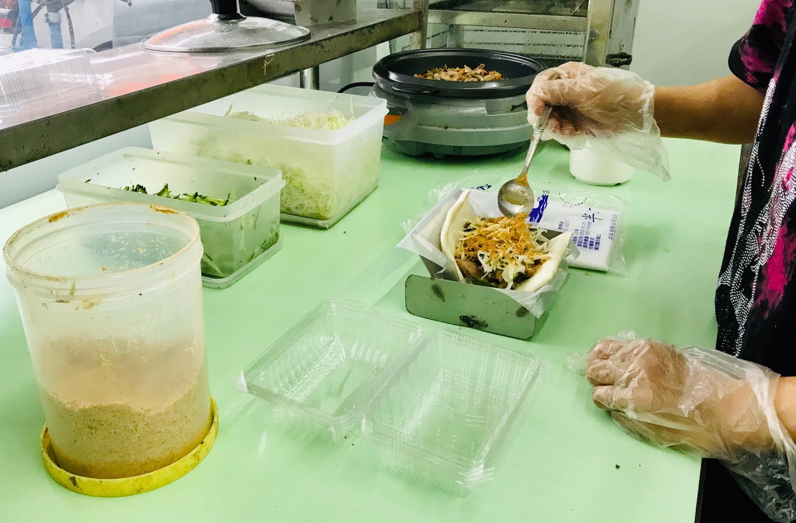 新竹美食 國王企鵝冰品 竹科園區、台元公司下午茶推薦外送，烤鴨夾餅 南寮漁港必吃