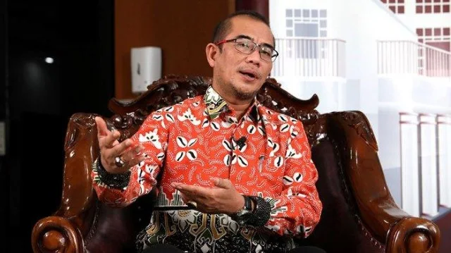 Ketua KPU Sebut Jokowi Bisa Kampanye, Tapi Harus Izin ke Presiden Jokowi, Netizen Bingung: Izin ke Diri Sendiri?