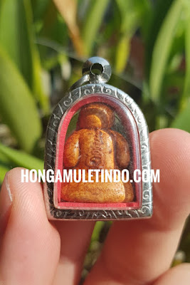 Thai amulet untuk lucky , rezeki dan keberuntungan, kekayaan