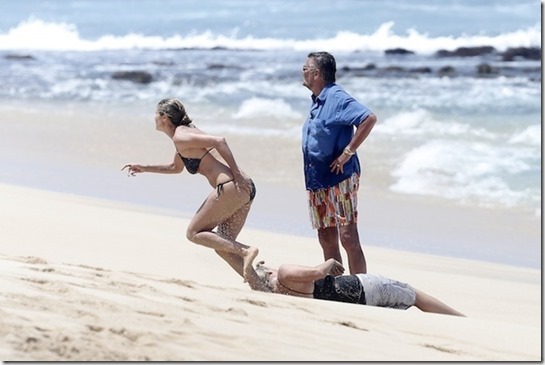 heidi-klum-beach-rescue-1