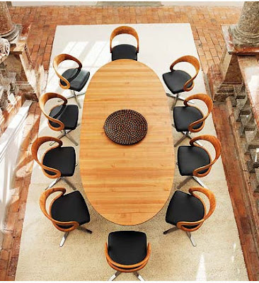 This contemporary dining