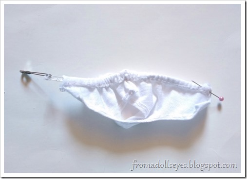 Making underwear for ball jointed dolls. Use a safety pin to thread the elastic through the top hem or waistband. Making underwear for ball jointed dolls. Use a safety pin to thread the elastic through the top hem or waistband.