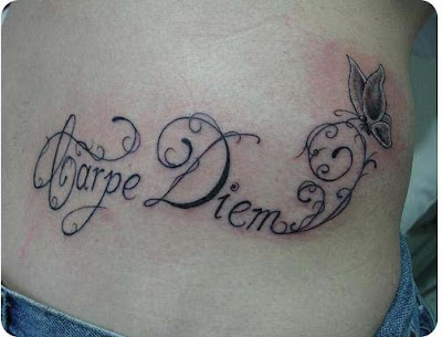 carpe diem tattoos. Carpe Diem Tatuado com Ramos e