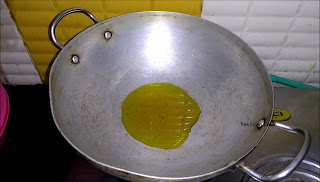 For Goan Fish CurryTake oil in a wok.