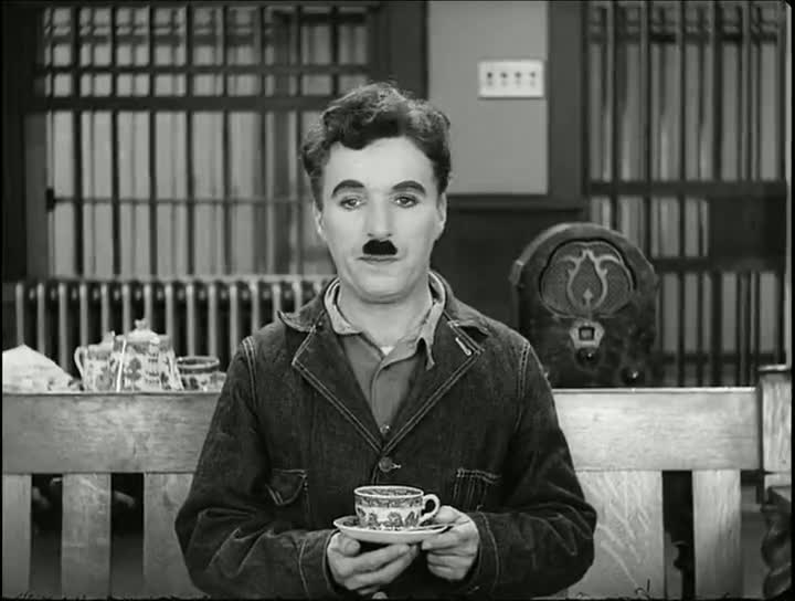 Screen Shot Of Charlie Chaplin Modern Times (1936) Full Movie 300MB small Size PC Movie