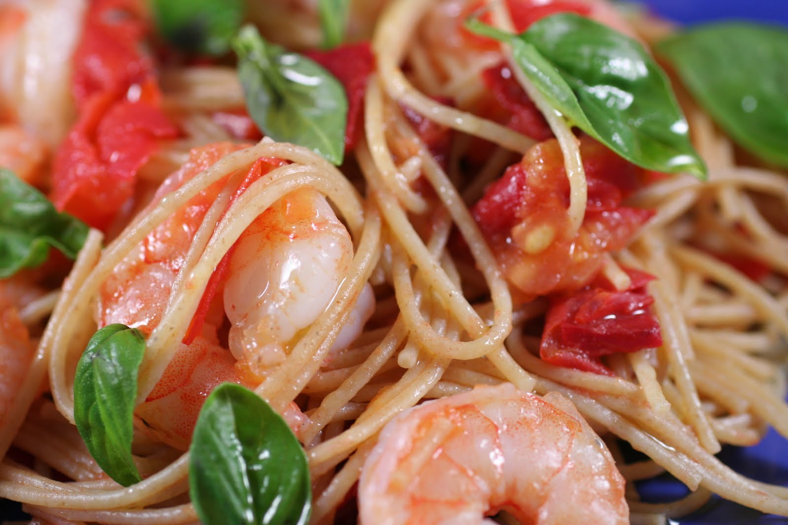 Crostini and Chianti: Shrimp and Red Pepper Pasta