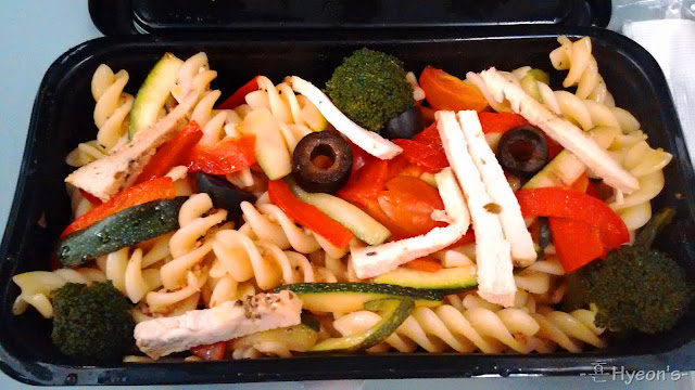 airasia flight meal pasta with vegetable