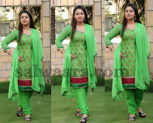 Divya Prabha Green Salwar Kameez