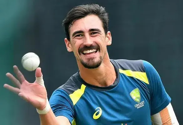 Mitchell Starc Playing Cricket