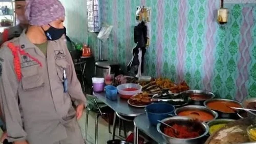 Warung Makan Buka Sebelum Waktunya, Pemilik Diingatkan Satpol PP