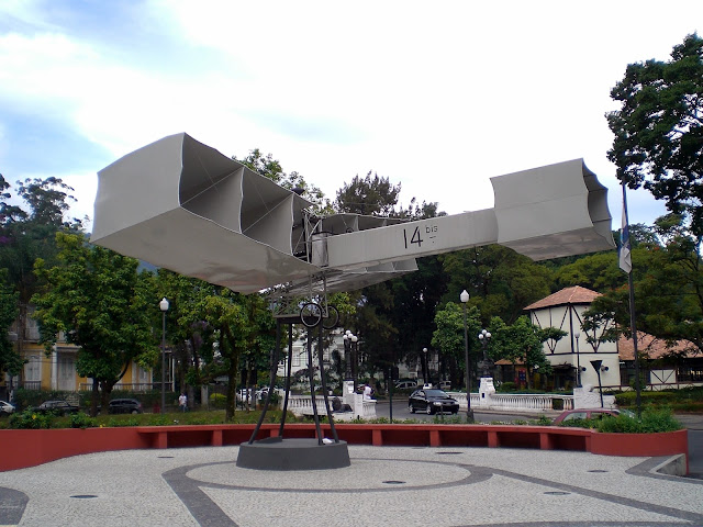 Praça 14 Bis