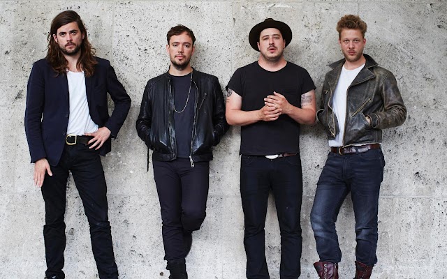 Mumford & Sons Lança Clipe Para Guiding Light!