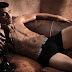 Joe Jonas Berpose Seksi untuk Iklan Guess Underwear